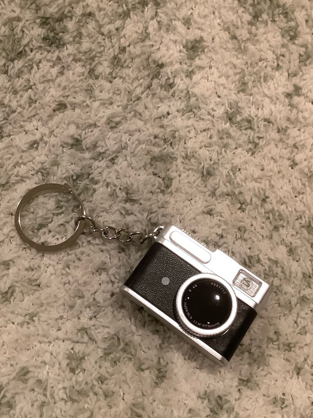 Vintage-Style Black & Silver Mini Camera Keychain Bag Charm NWT 4”